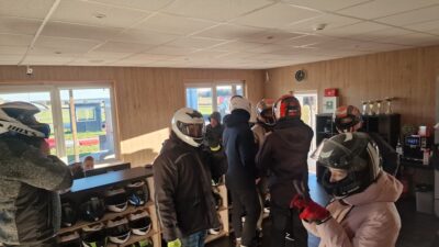 Susipažinkite su „Švari Energija“ komanda 2 kartingai 1